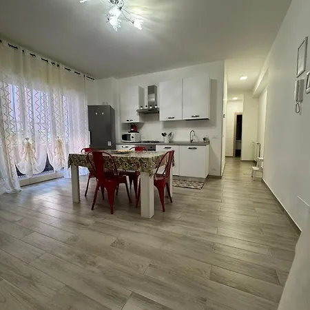 Scilla E Cariddi Apartment Giardini-Naxos